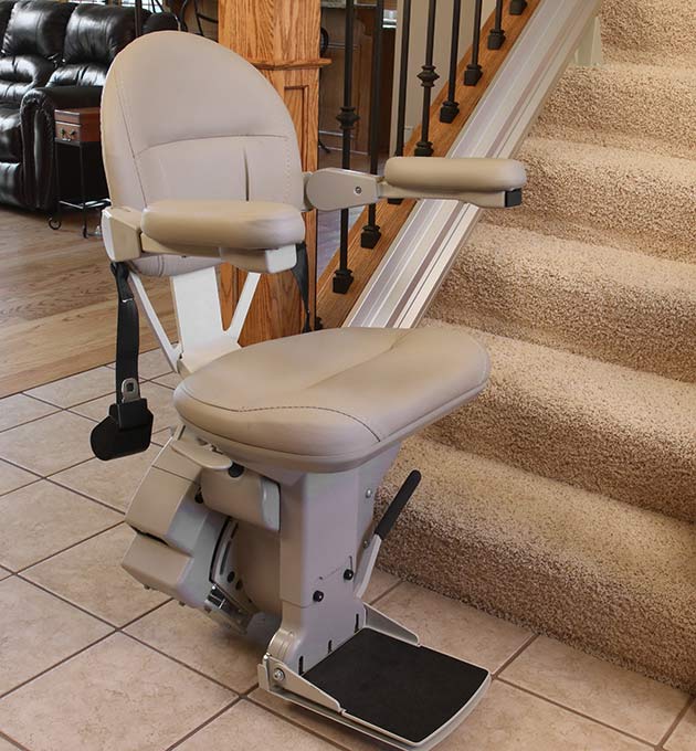 Los-Angeles
 residential home straight rail liftchair for stairway